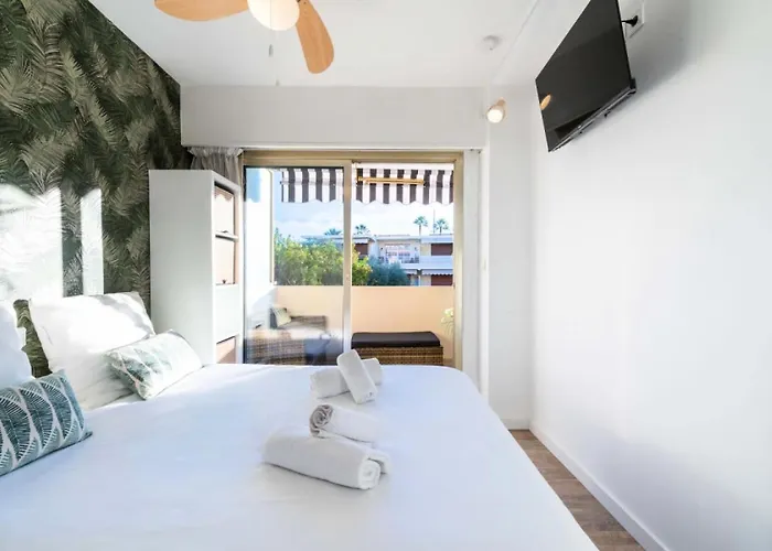 2p Proche Et Croisette, Palm - 2p Proche Et Croisette, Palm Mae-2193 * Канны