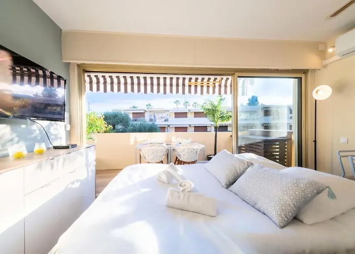 2p Proche Et Croisette, Palm - 2p Proche Et Croisette, Palm Mae-2193 * Канны